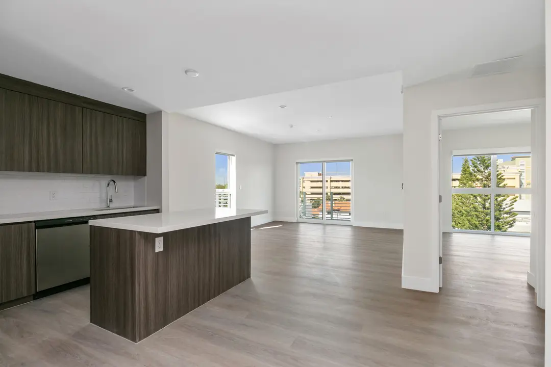 1938 Jackson Street 402, Hollywood, FL 33020