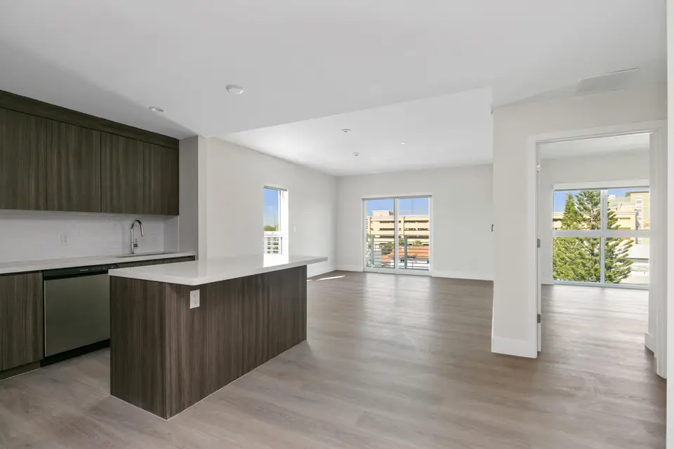 1938 Jackson Street 402, Hollywood, FL 33020