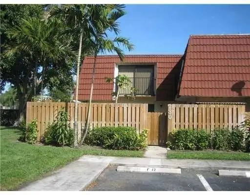 730 NW 98th Circle, Plantation, FL 33324
