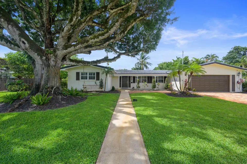 6850 NW 7th Street, Plantation, FL 33317