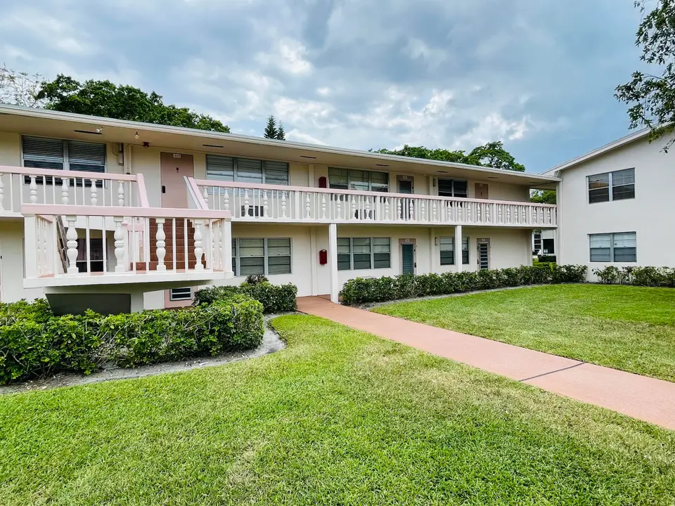 333 Farnham P, Deerfield Beach, FL 33442