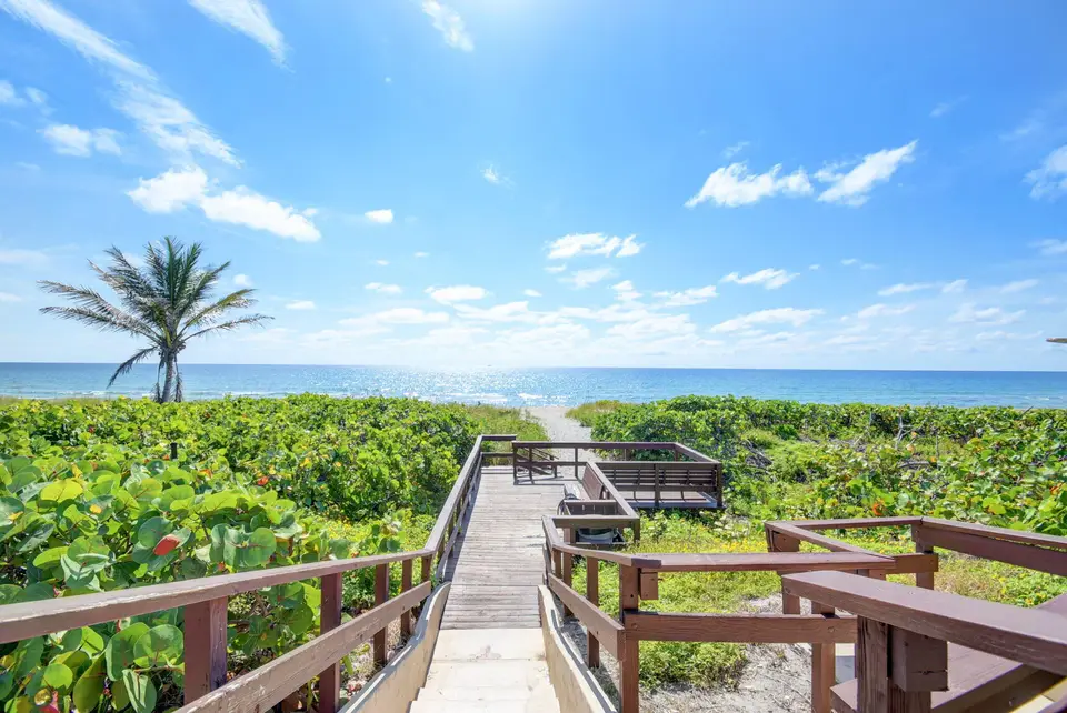 2871 N Ocean Boulevard D506, Boca Raton, FL 33431
