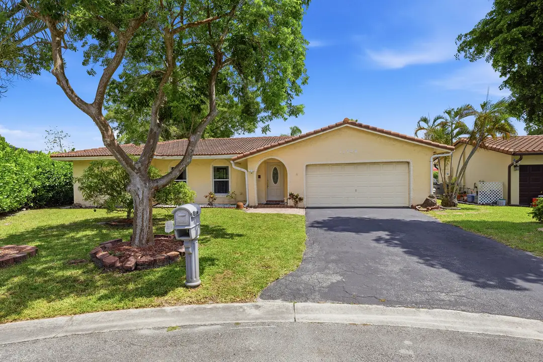 11748 NW 28th Street, Coral Springs, FL 33065