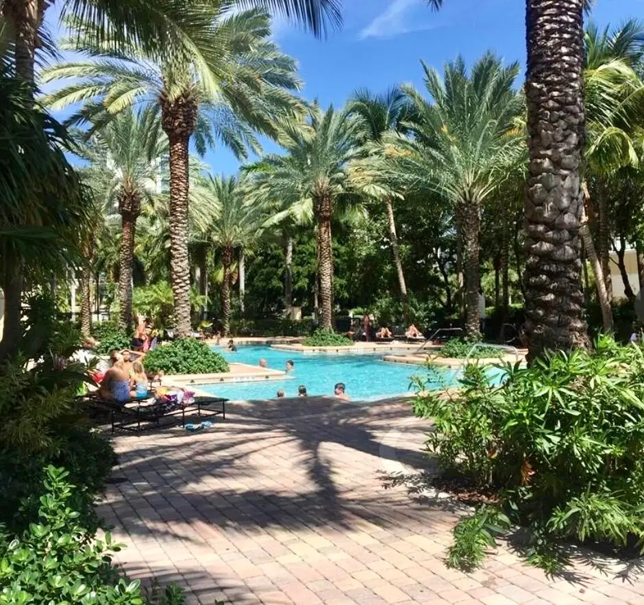 17100 N Bay Road 1911, Sunny Isles Beach, FL 33160