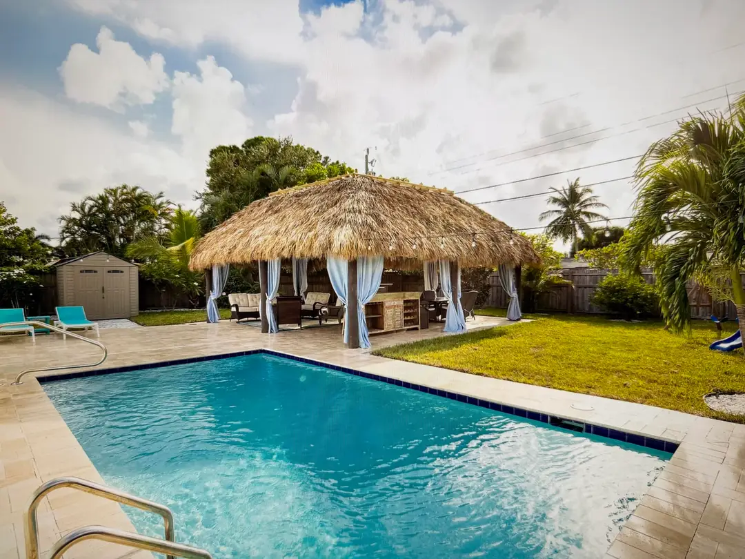 9507 Bellewood Street, Palm Beach Gardens, FL 33410
