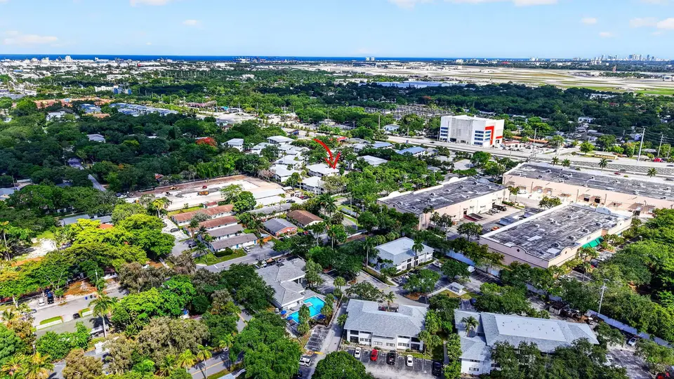 2445 SW 18th Terrace 703, Fort Lauderdale, FL 33315