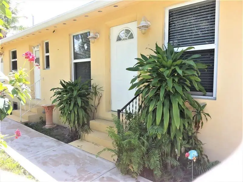 1123 N 17th Avenue 1, Hollywood, FL 33020