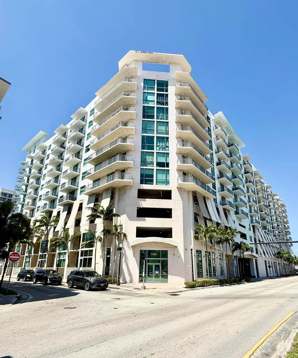 140 S Dixie Highway 813, Hollywood, FL 33020