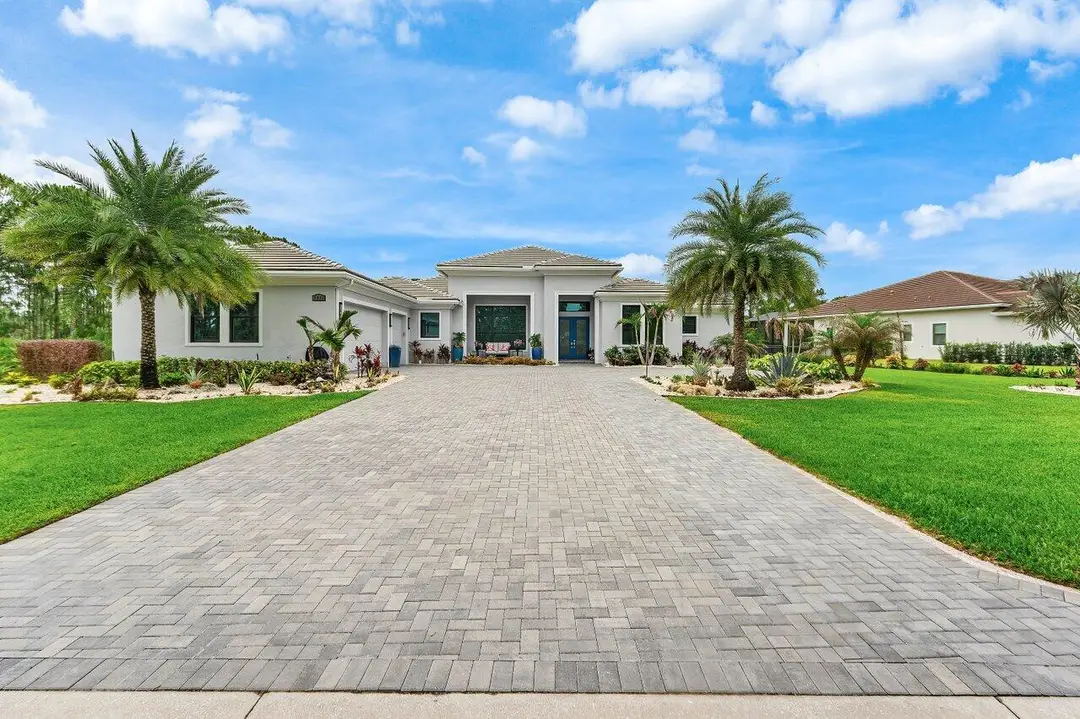 2893 SW Goldenglow Drive, Palm City, FL 34990