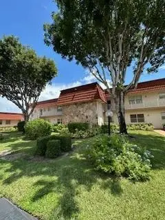 12007 Poinciana Boulevard 205, Royal Palm Beach, FL 33411