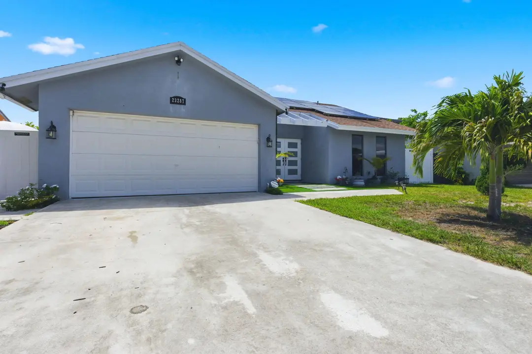 23287 SW 60th Avenue, Boca Raton, FL 33428