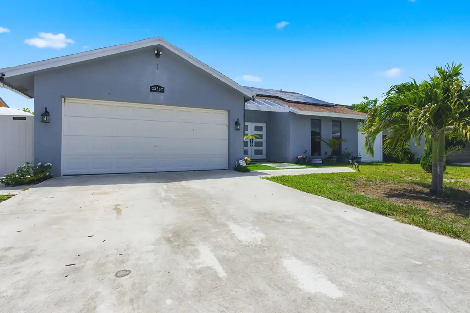 23287 SW 60th Avenue, Boca Raton, FL 33428