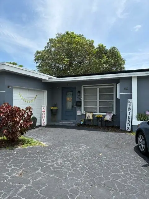 2934 NW 73rd Avenue, Fort Lauderdale, FL 33313