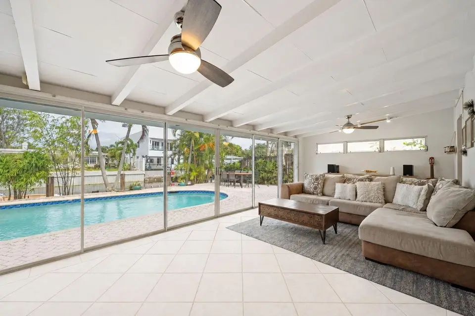 2625 Gulfstream Lane, Fort Lauderdale, FL 33312