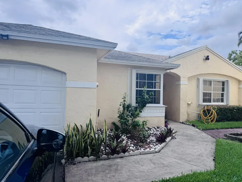 11747 NW 12th Street, Pembroke Pines, FL 33026