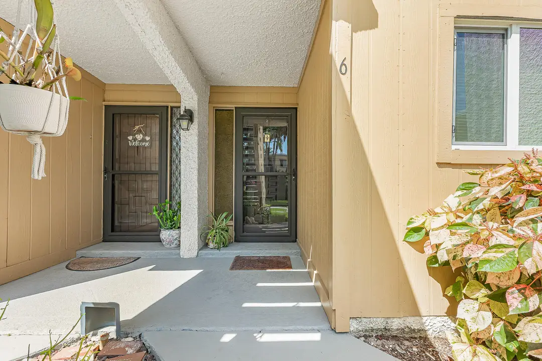 1500 NE 13th Terrace G6, Jensen Beach, FL 34957