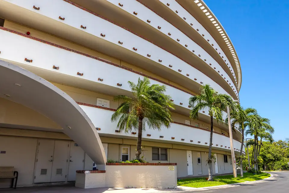 1319 E Hillsboro Boulevard 208, Deerfield Beach, FL 33441