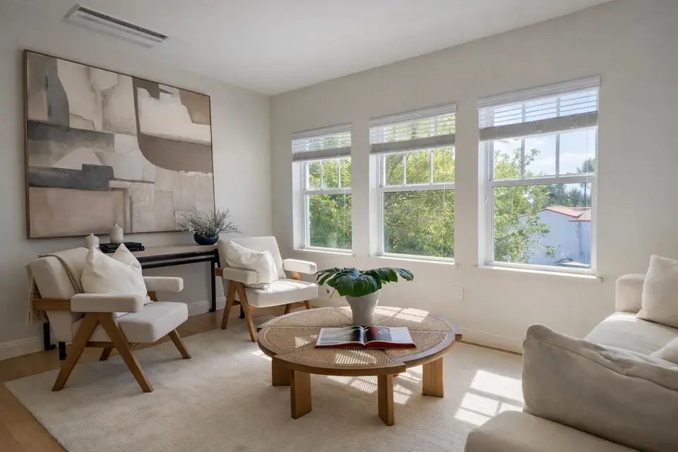 184 Sunset Avenue 303, Palm Beach, FL 33480