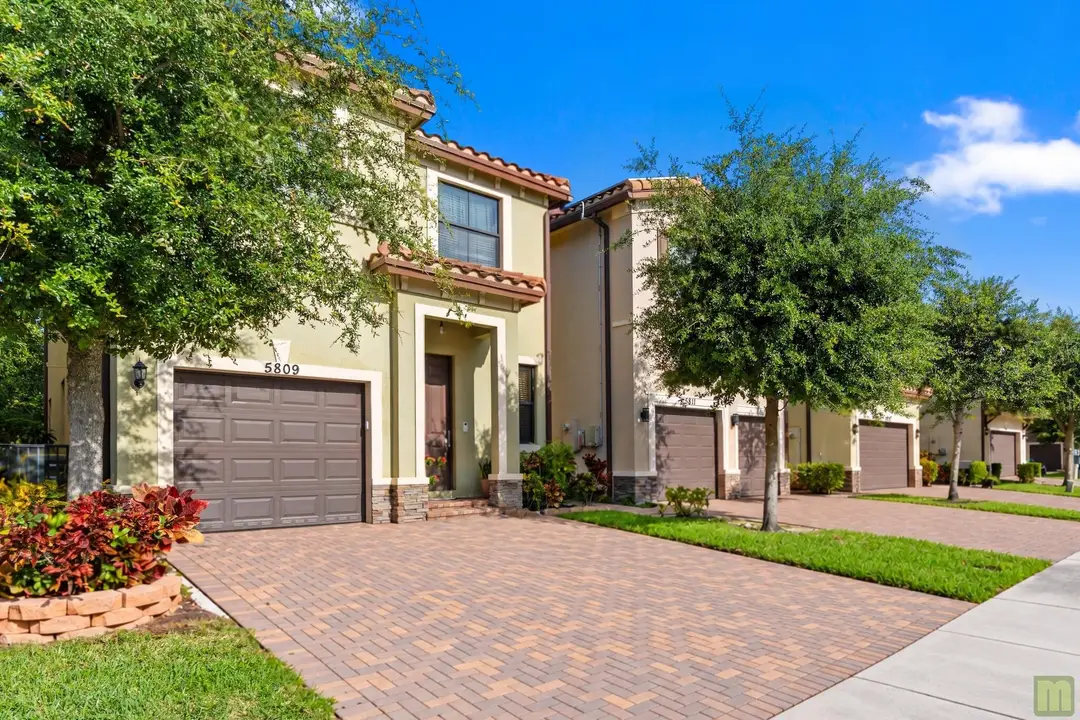5809 NW 46th Lane, Tamarac, FL 33319