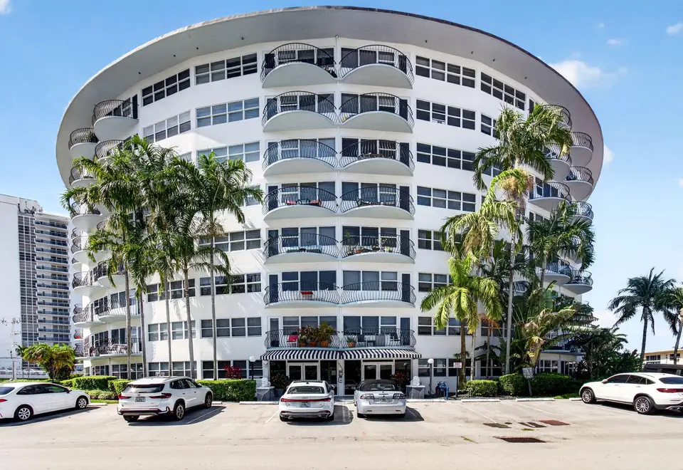 3250 NE 28th Street Unit 302, Fort Lauderdale, FL 33308