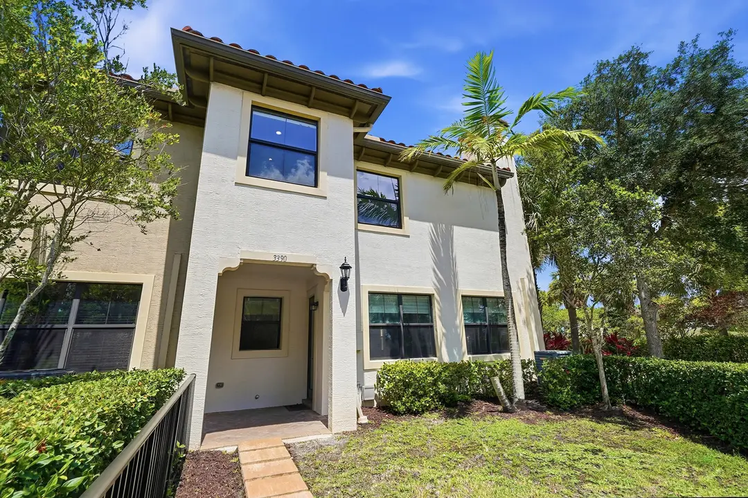 3390 NW 125th Avenue, Sunrise, FL 33323