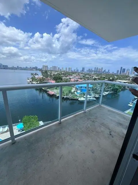 2841 NE 163rd Street 901, North Miami Beach, FL 33160