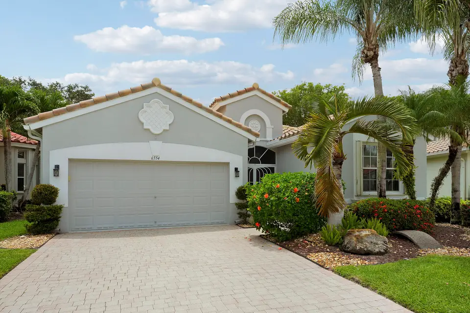 6554 Pavone Street, Lake Worth, FL 33467