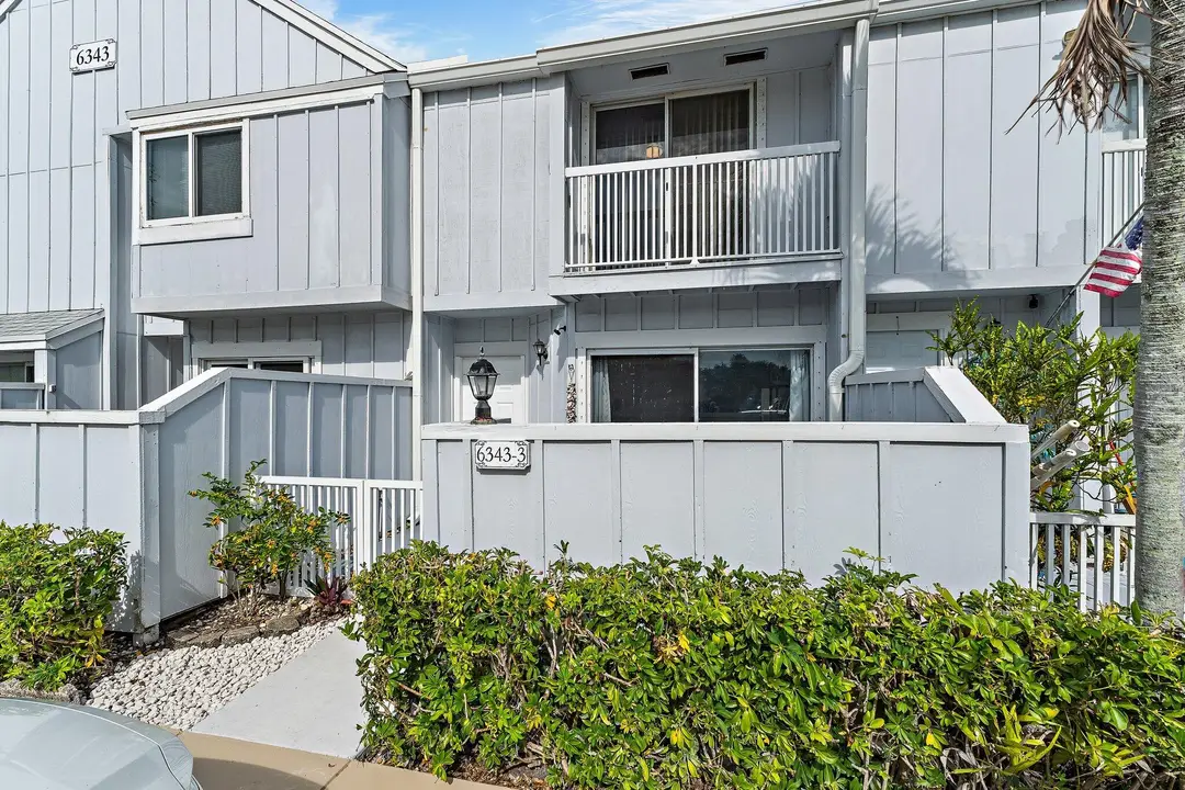 6343 Riverwalk #3