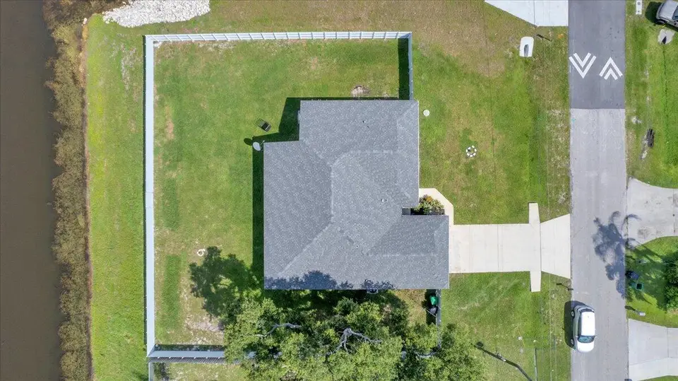 449 SE Whitmore Drive, Port St. Lucie, FL 34984