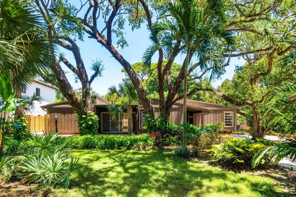 1051 SW 21st Street, Boca Raton, FL 33486