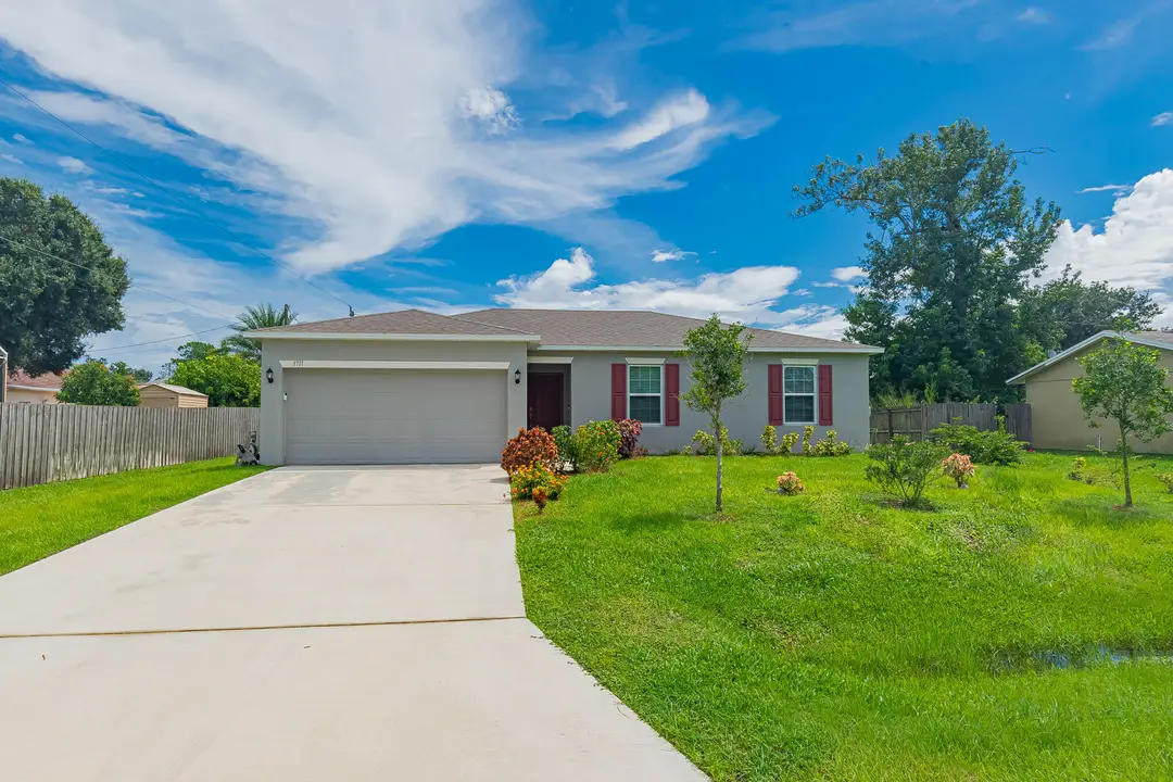 1711 SW Angelo Street, Port St. Lucie, FL 34953