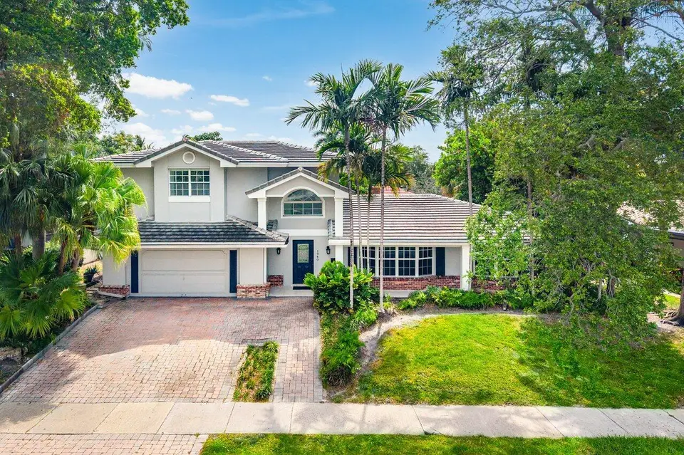 1940 Harbourview Drive, Fort Lauderdale, FL 33316