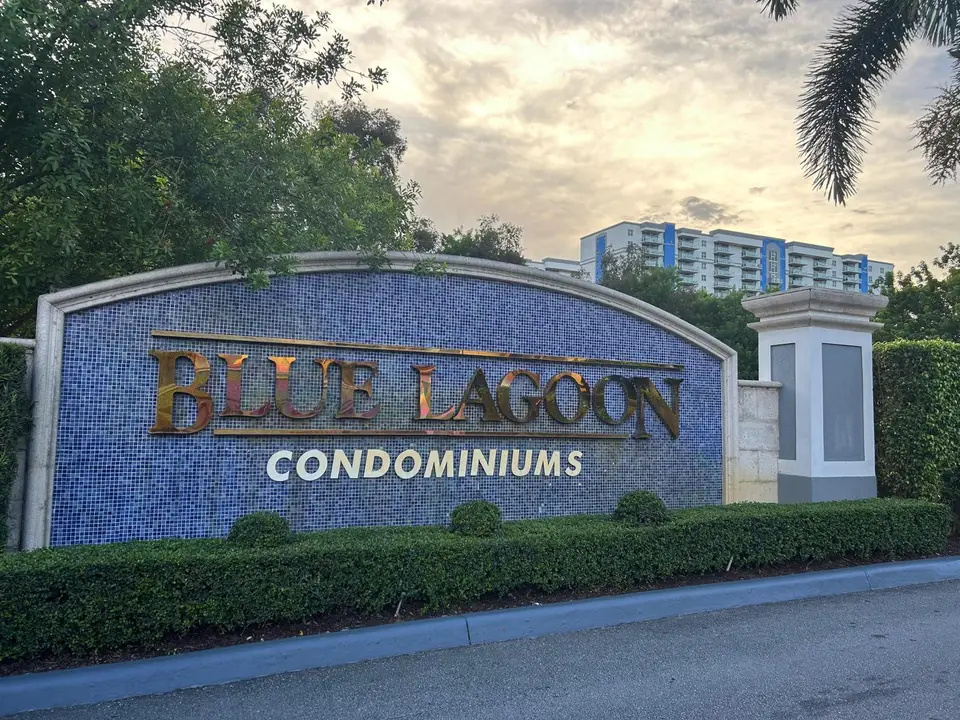 5077 NW 7th Street 914, Miami, FL 33126