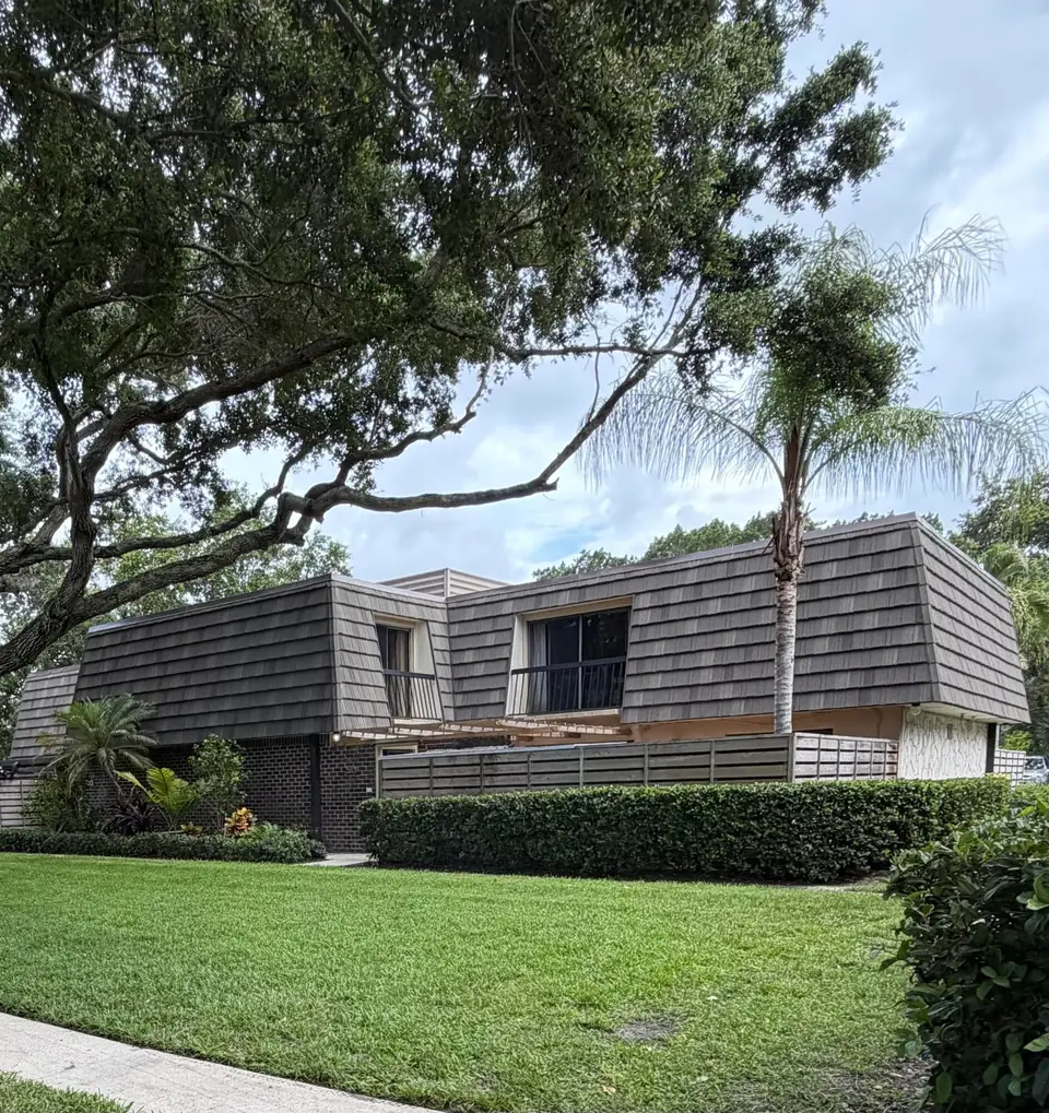 511 5th Terrace, Palm Beach Gardens, FL 33418