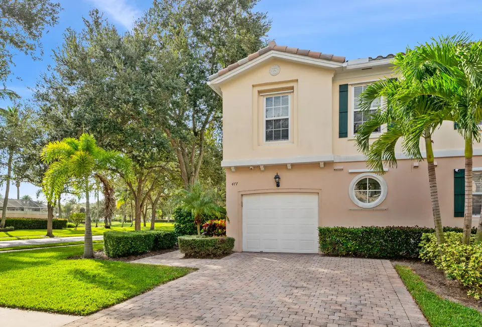 477 Capistrano Drive, Palm Beach Gardens, FL 33410