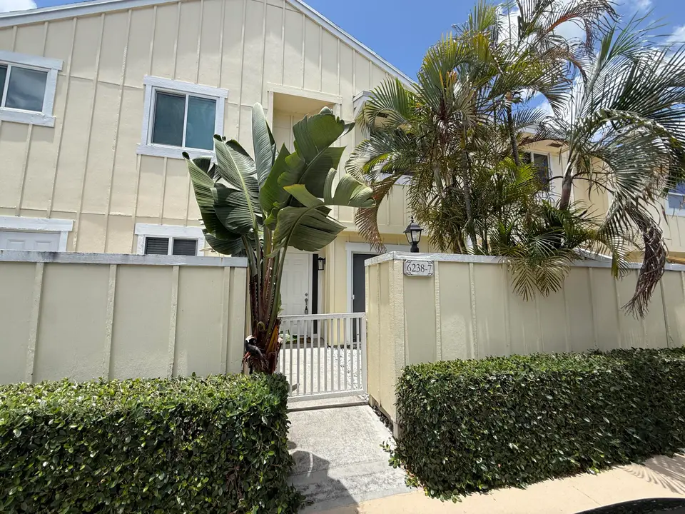 6238 Riverwalk Lane 7, Jupiter, FL 33458