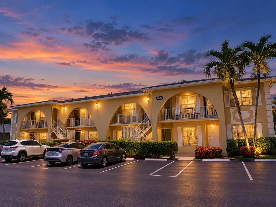 13638 Via Flora D, Delray Beach, FL 33484