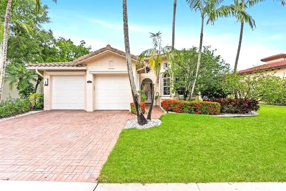 8247 NW 107th Terrace, Parkland, FL 33076
