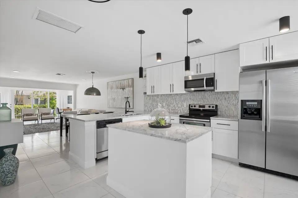13725 Flora Place C, Delray Beach, FL 33484