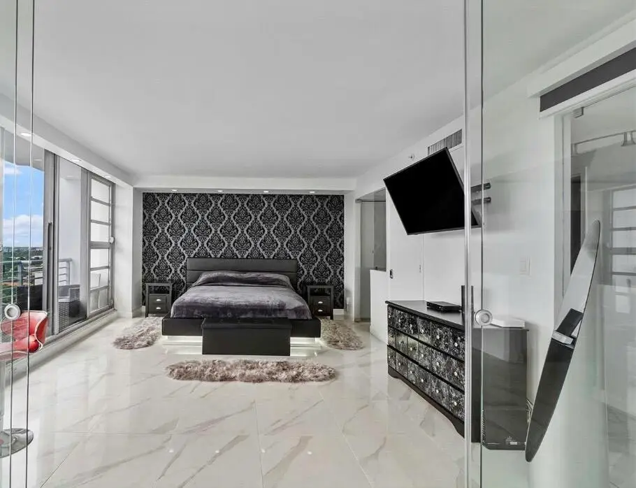 1720 Harrison Street 15a, Hollywood, FL 33020
