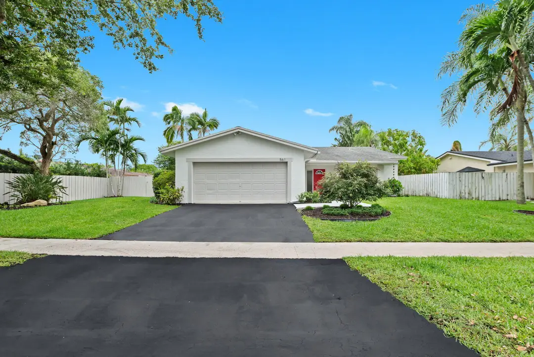 561 SW 168th Terrace, Weston, FL 33326