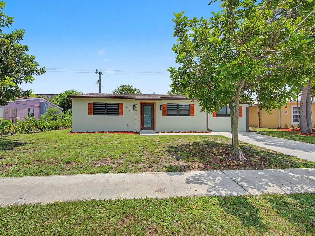 9298 Birmingham Drive, Palm Beach Gardens, FL 33410