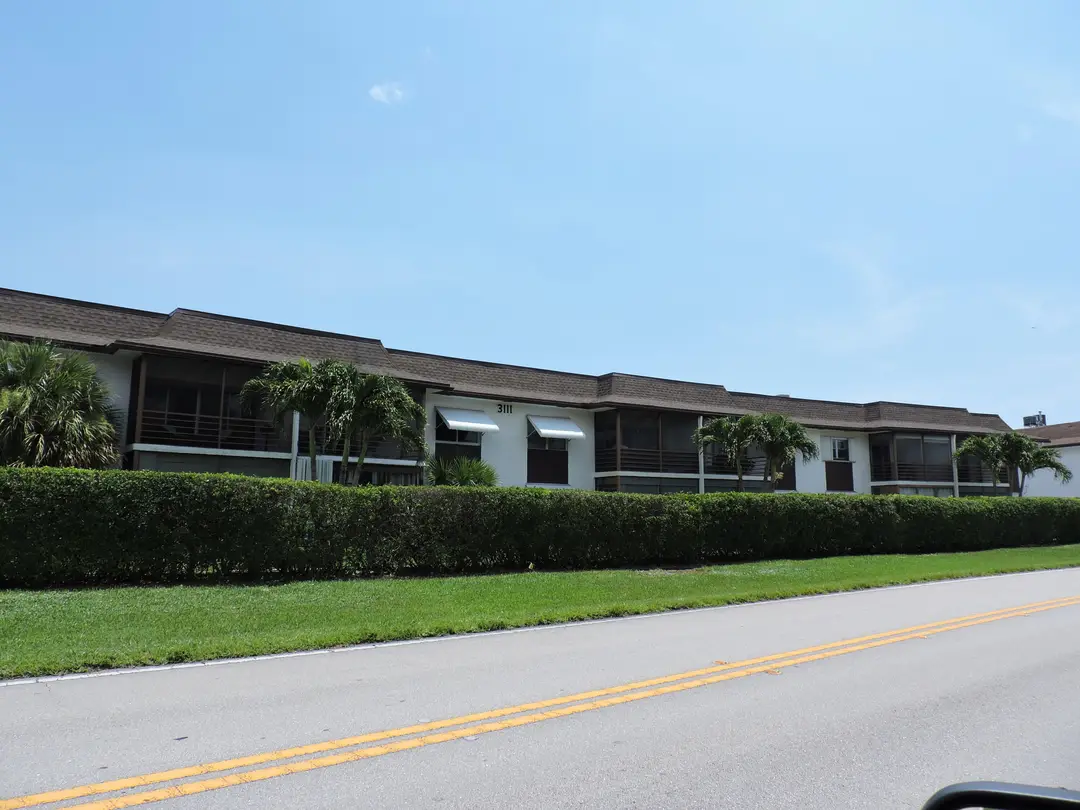 3111 Gardens E Drive 25, Palm Beach Gardens, FL 33410