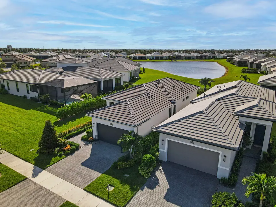 9012 SW Vetta Way, Port St. Lucie, FL 34987