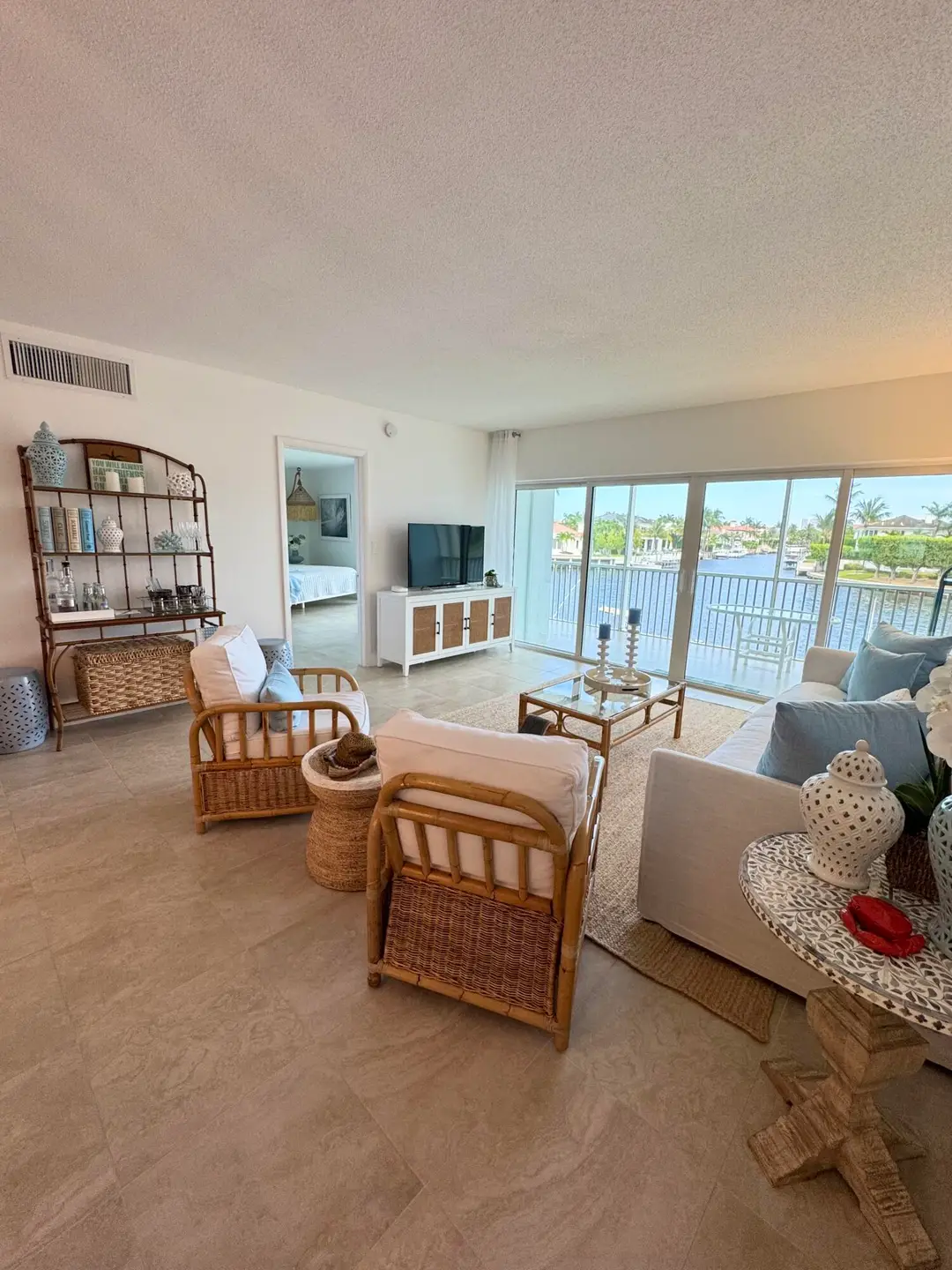390 N Federal Highway 203, Deerfield Beach, FL 33441