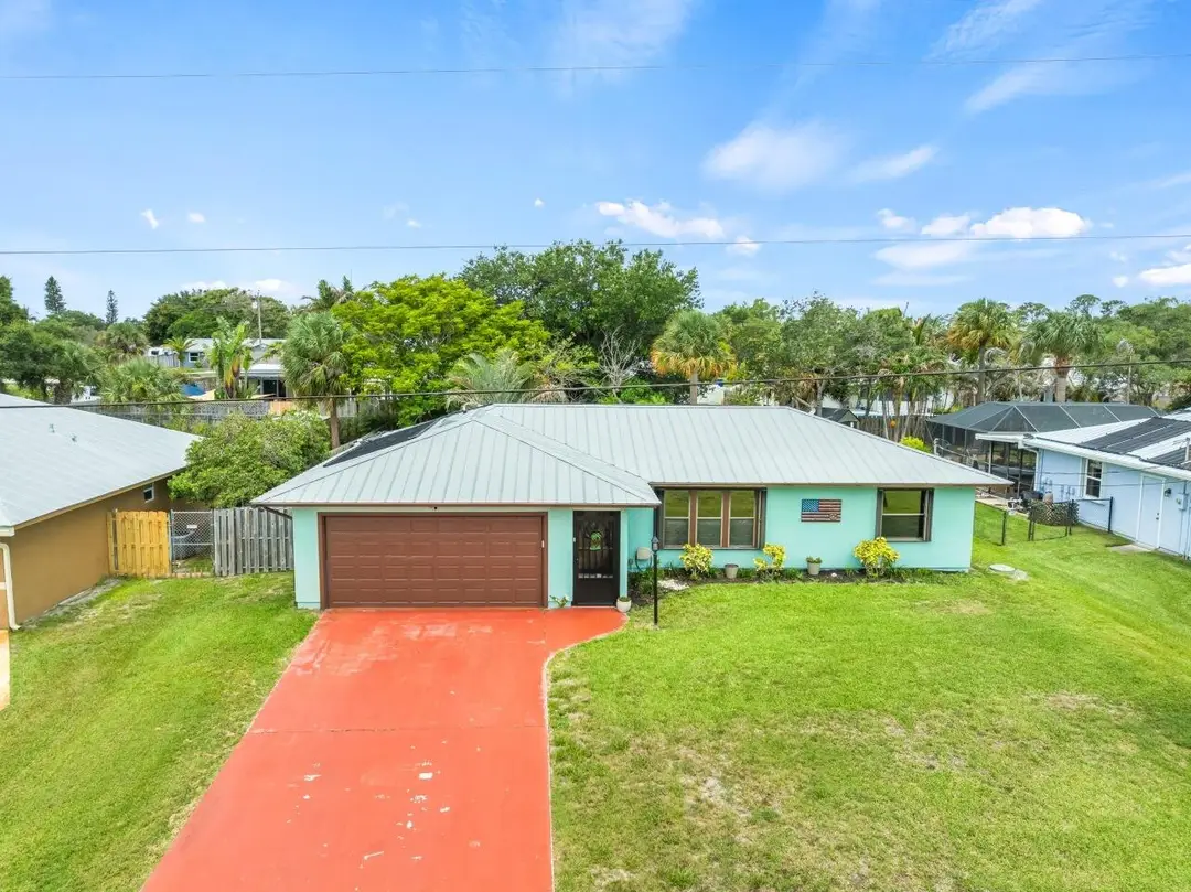 1636 NE Darlich Avenue, Jensen Beach, FL 34957