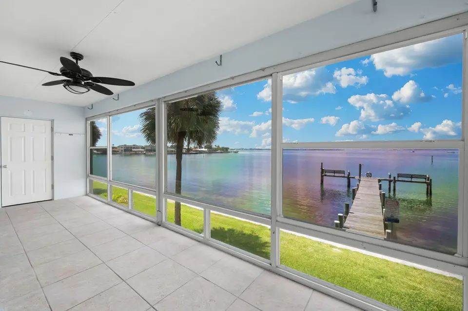 1153 Bayshore Drive 205, Fort Pierce, FL 34949