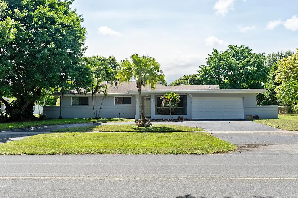 521 SW 59th Avenue, Plantation, FL 33317