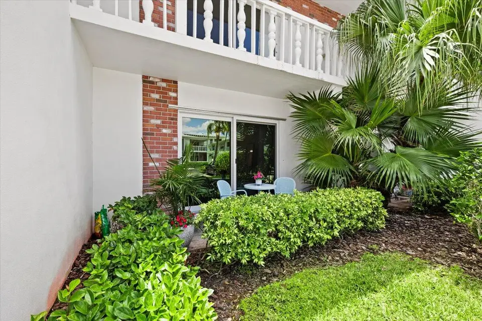 4501 S Ocean Boulevard F2, South Palm Beach, FL 33480