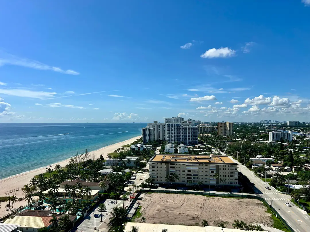 111 Briny Avenue 21-06, Pompano Beach, FL 33062